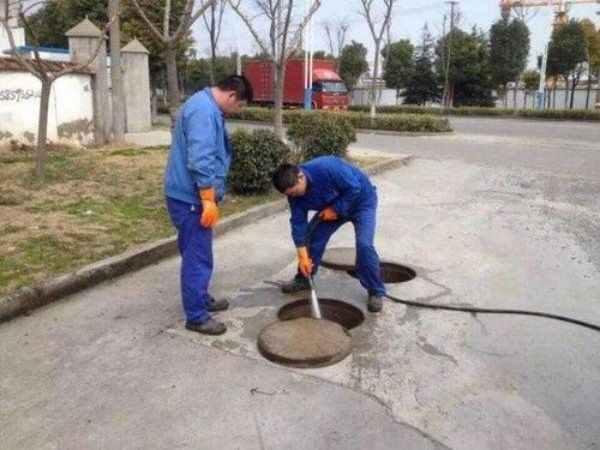 澄海疏通马桶师傅（海门疏通马桶电话）